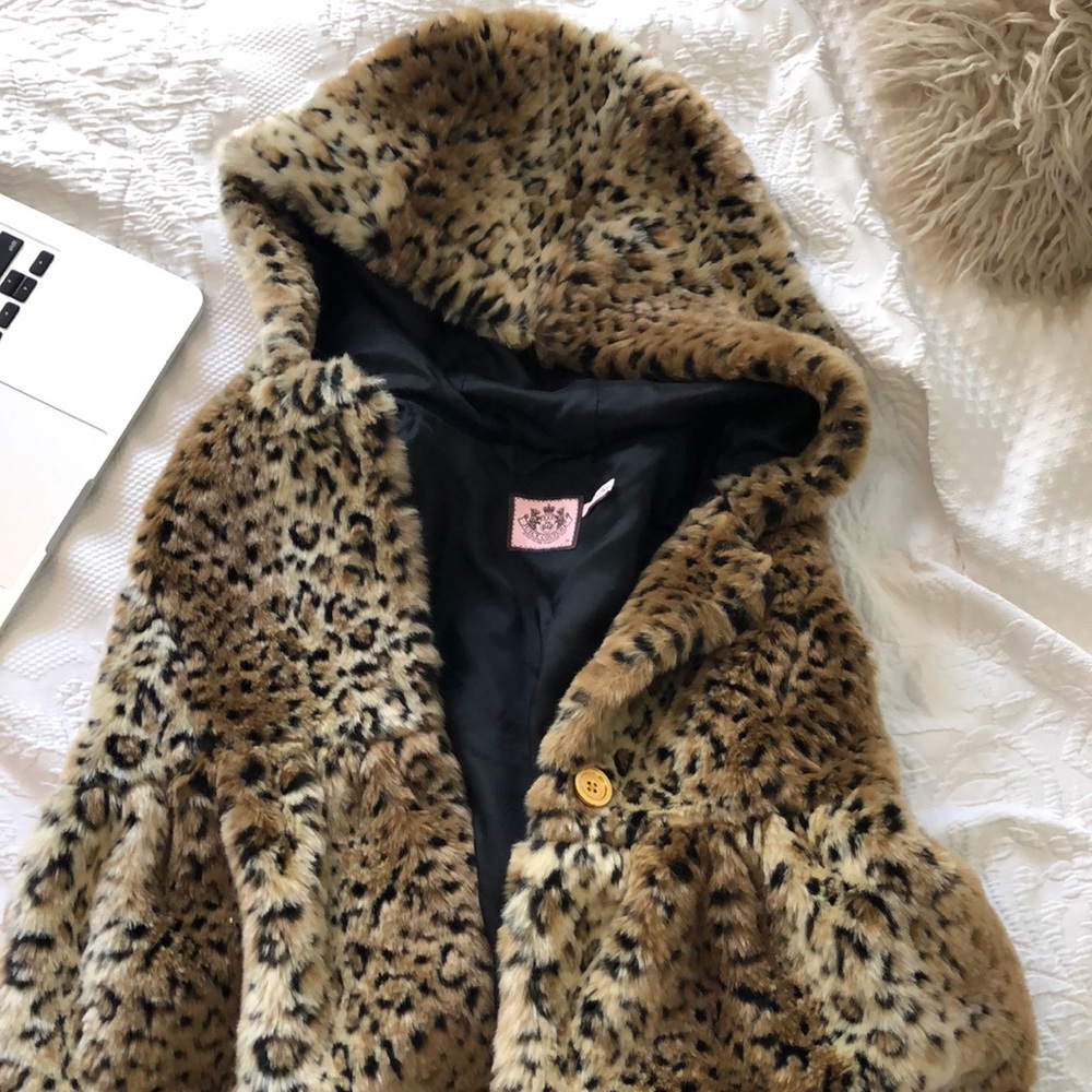 A juicy couture vest